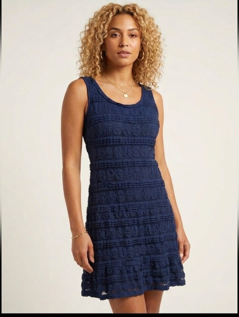 Max Studio Navy Blue Scalloped Lace Sleeveless Dress XS Mini Crochet Lined